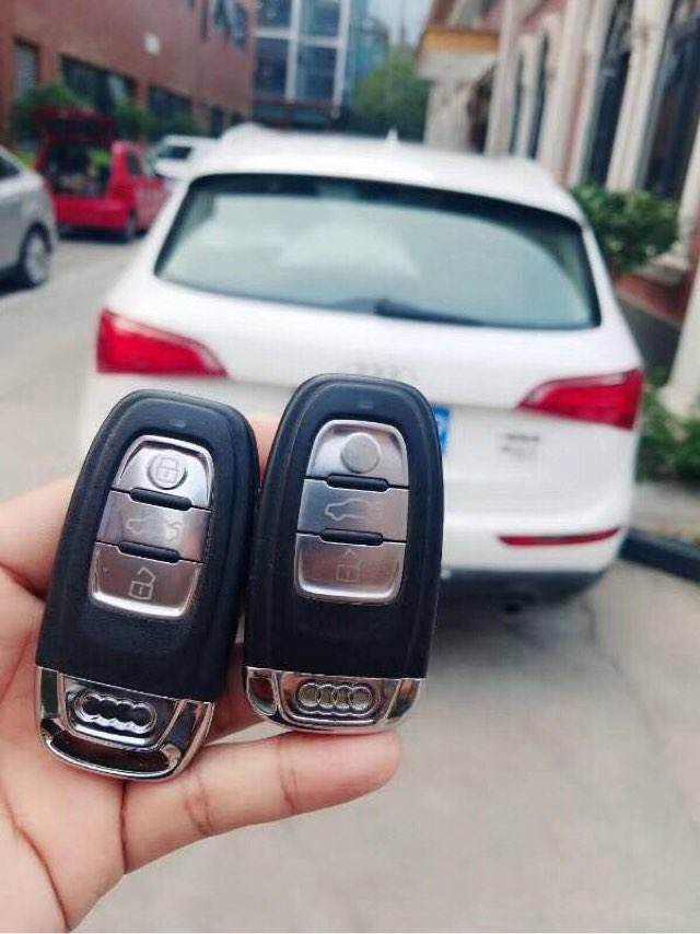 現(xiàn)場(chǎng)匹配奧迪Q5智能卡